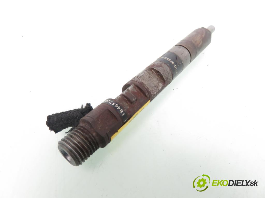 FORD FOCUS Turnier (DNW) KOMBI 2004 74,00 1.8 TDCi - FFDA 1753,00 vstřikovač 2T1Q9F593AA ; EJBR022017 (Vstřikovač paliva)