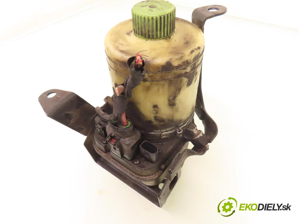 SEAT IBIZA III (6L1) HB 2008 59,00 1.4 TDI - BNV 1422,00 Pumpa servočerpadlo 6Q0423371