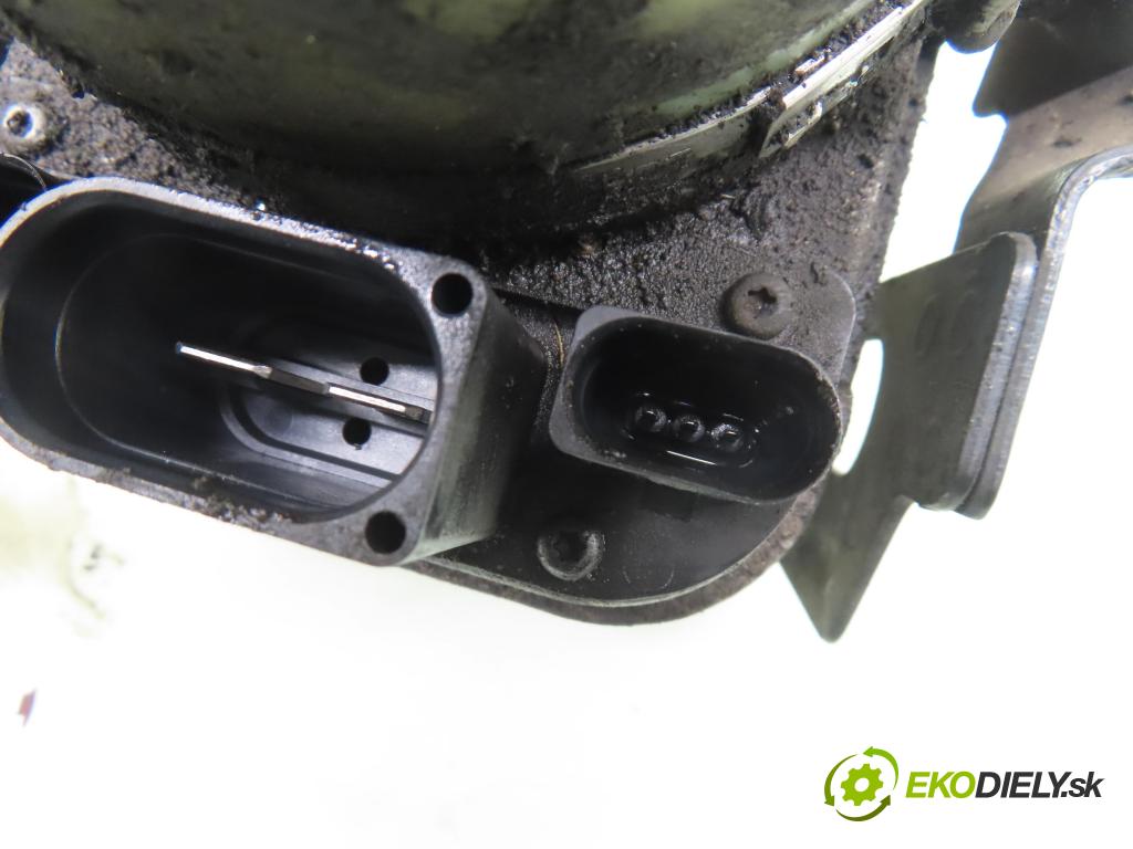 SEAT IBIZA III (6L1) HB 2008 59,00 1.4 TDI - BNV 1422,00 Pumpa servočerpadlo 6Q0423371