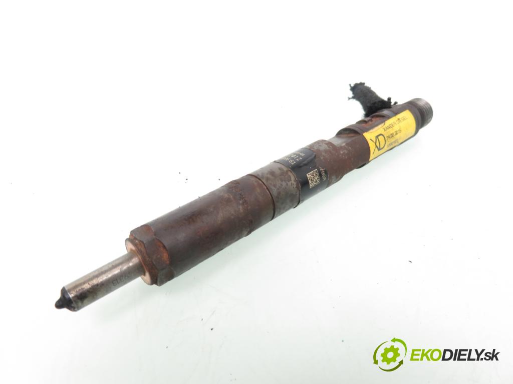 FORD FOCUS Turnier (DNW) KOMBI 2004 74,00 1.8 TDCi - FFDA 1753,00 vstrekovač 2T1Q9F593AA ; EJBR022017 (Vstrekovač paliva)