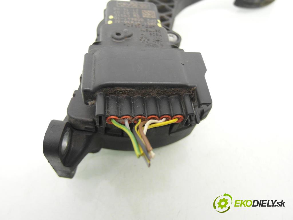 FORD C-MAX (DM2) MINIVAN 2004 80,00 1.6 TDCi - G8DD 1560,00 Potenciometer plynu 3M519F836AF ; 6PV00864110 (Potenciometer plynového pedálu)