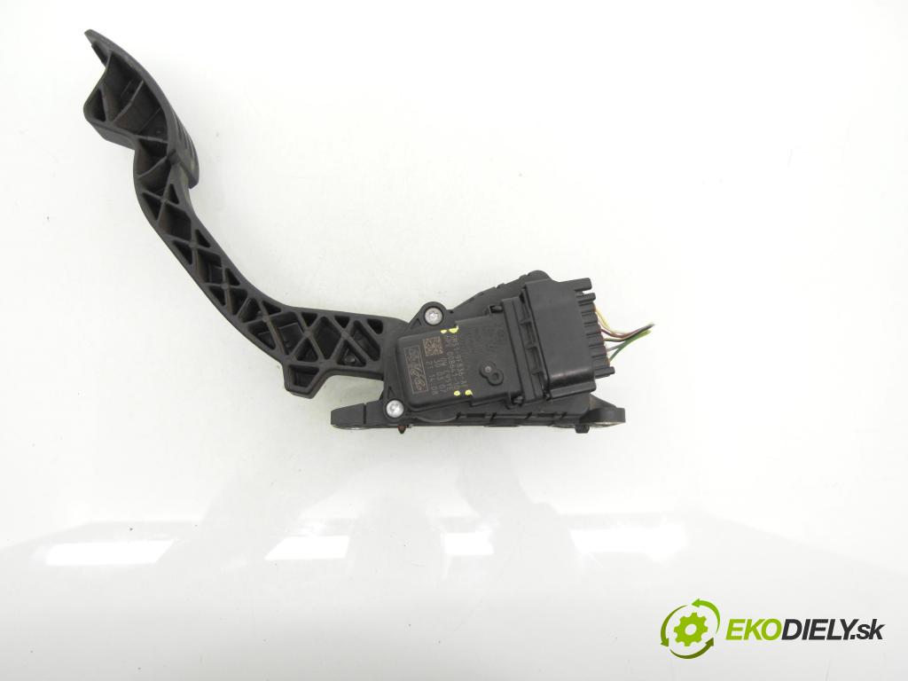 FORD C-MAX (DM2) MINIVAN 2004 80,00 1.6 TDCi - G8DD 1560,00 Potenciometer plynu 3M519F836AF ; 6PV00864110 (Potenciometer plynového pedálu)