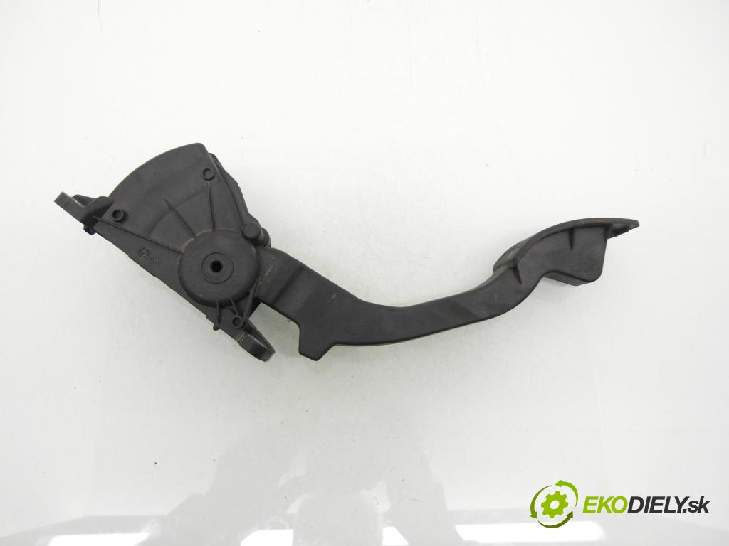 FORD C-MAX (DM2) MINIVAN 2004 80,00 1.6 TDCi - G8DD 1560,00 Potenciometer plynu 3M519F836AF ; 6PV00864110 (Potenciometer plynového pedálu)