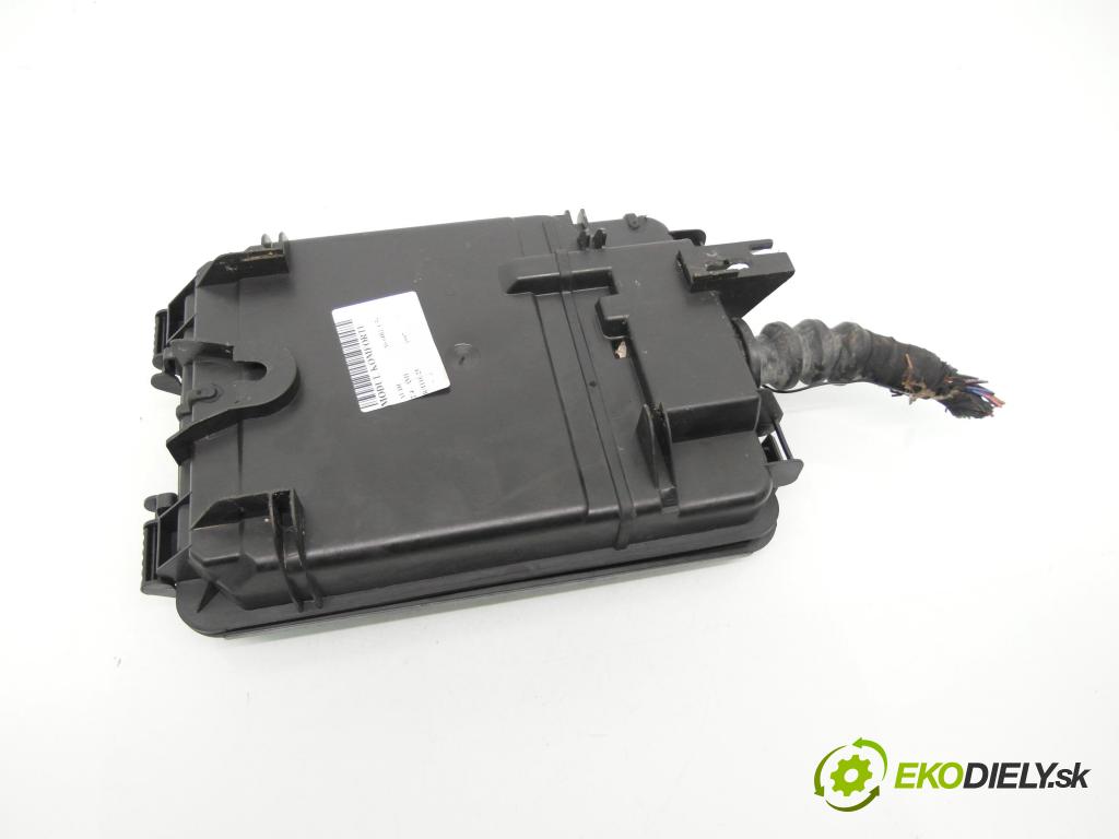 AUDI A6 (4B2, C5) SEDAN 1997 121,00 2.4 V6 165 - ALF 2393,00 MODUL komfortu 4B0962258A ; 410215006001