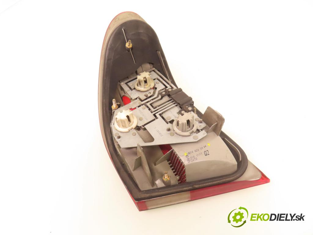 MERCEDES-BENZ KLASA E (W210) SEDAN 2001 105,00 2.2 CDI 143 - OM 611.961 2148,00 Svetlo ľavé zadné A2108203364