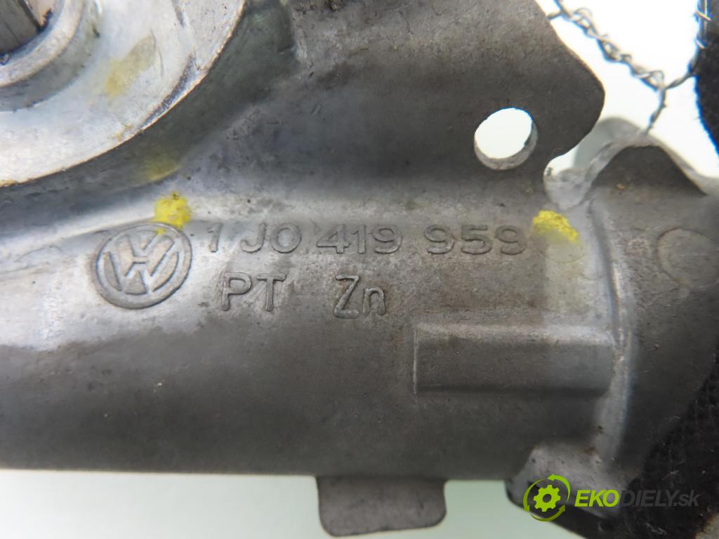 AUDI A6 (4B2, C5) SEDAN 1997 121,00 2.4 V6 165 - ALF 2393,00 spinačka / imobilizéra IMMO / Riadiaca jednotka 4B0907552F ; 0261204812 ; 1J0419959