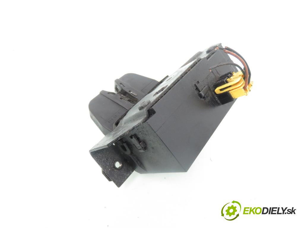 OPEL VECTRA C GTS (Z02) LIFTBACK 2003 108,00 2.2 16V - Z 22 SE 2198,00 zámok dverí kufor EL. 495072894 ; 13185566