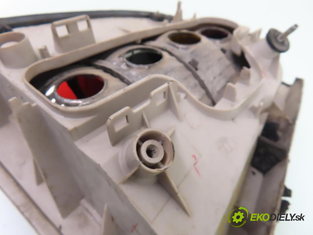 OPEL ASTRA G coupe (F07_) COUPE 2000 85,00 1.8 16V - X 18 XE1 1796,00 Svetlo pravé zadné