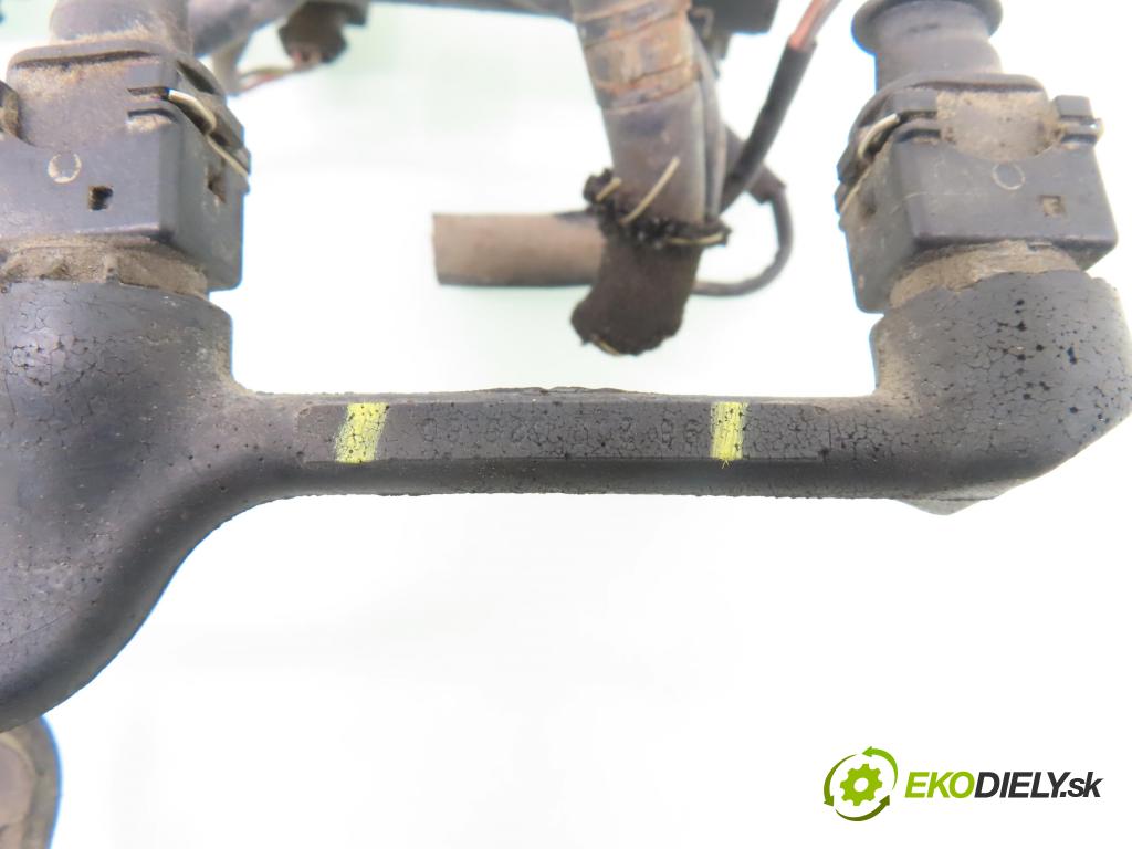 CITROEN BERLINGO / BERLINGO FIRST nadwozie wielkoprzestrzenne (MPV) KOMBIVAN 1999 55,00 1.4 i 75 - KFW 1360,00 lišta vstřikovací 9625194080 ; 01F002A ; 9638128080 (Vstřikovací lišta)