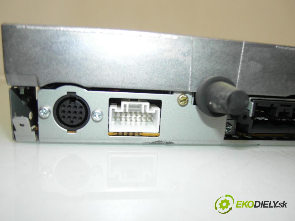 MITSUBISHI SPACE STAR nadwozie wielkoprzestrzenne (MPV) (DG_A) HB 2003 72,00 1.6 16V (DG3A) 98 - 4G18 1584,00 RADIO MZ312720