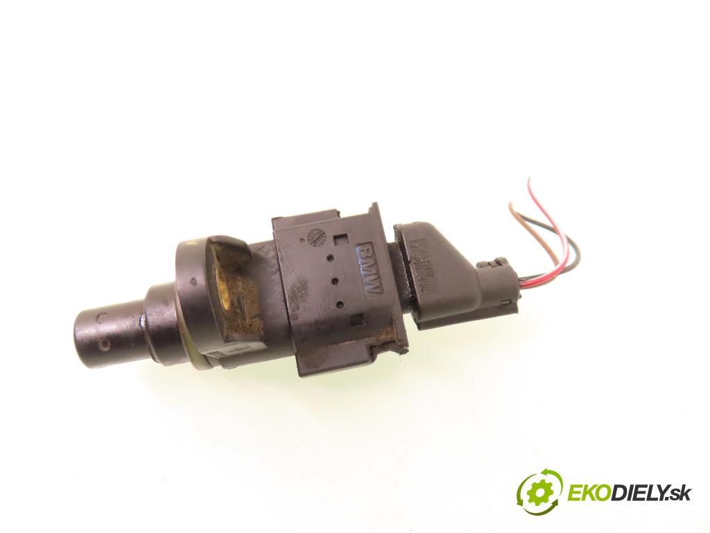 BMW 3 (E46) SEDAN 2001 105,00 318 i - N42 B20 A 1995,00 snímač polohy vačky VAČKOVÁ HŘÍDEL: 7506273C