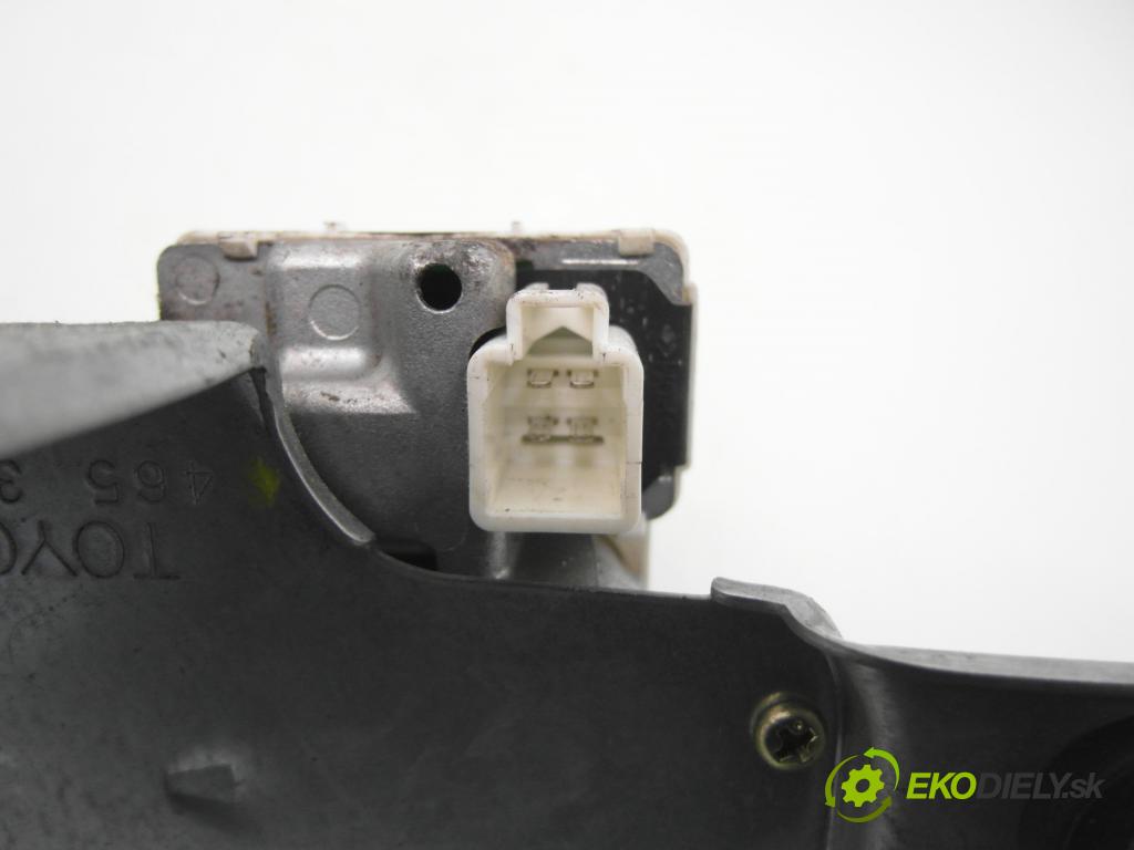 TOYOTA COROLLA (_E12_) HB 2003 81,00 1.6 VVT-i (ZZE121_) - 3ZZ-FE 1598,00 Motorček stierače zadné 46534362