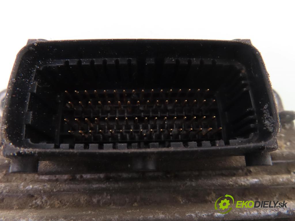 OPEL COMBO C KOMBIVAN 2002 48,00 1.7 DI 16V - Y 17 DTL 1686,00 Riadiaca jednotka Motor 8973003271 ; 12214089