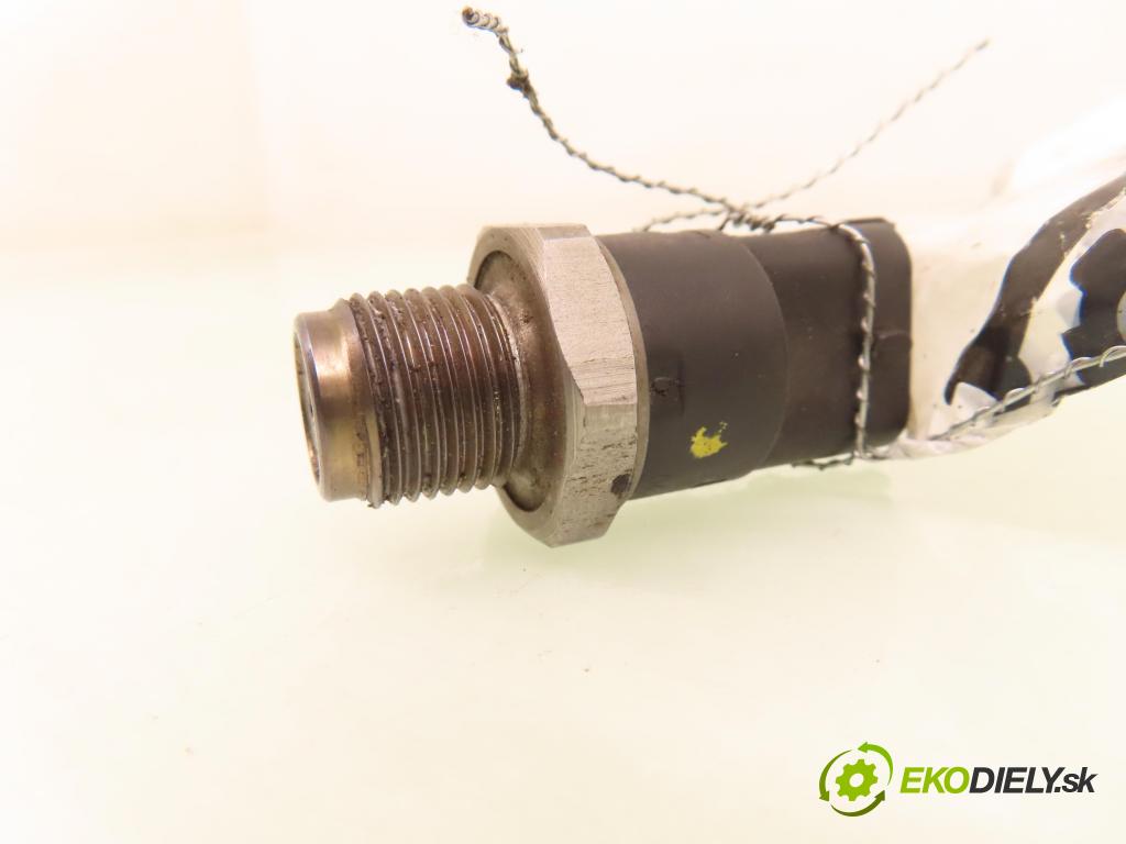 FIAT MULTIPLA (186_) MINIVAN 2004 85,00 1.9 JTD 115 - 186 A8.000 1910,00 Snímač tlaku paliva 0281002568