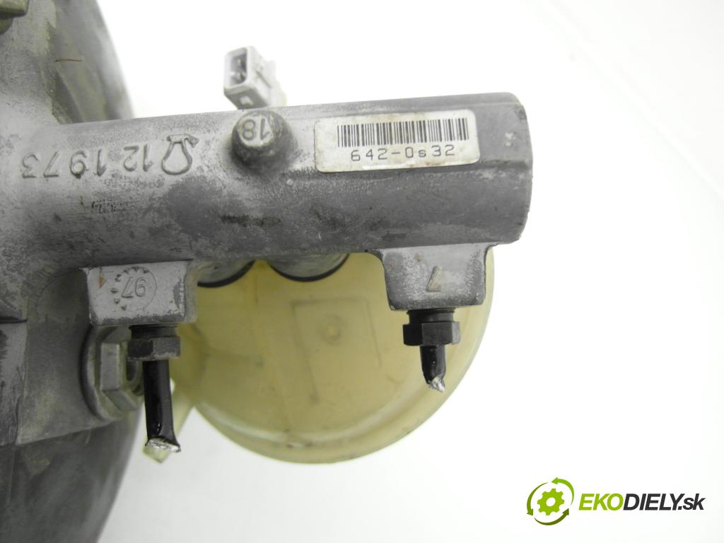 AUDI A6 (4B2, C5) SEDAN 1997 121,00 2.4 V6 165 - ALF 2393,00 Posilovač 8D0612105F (Servočerpadlo)