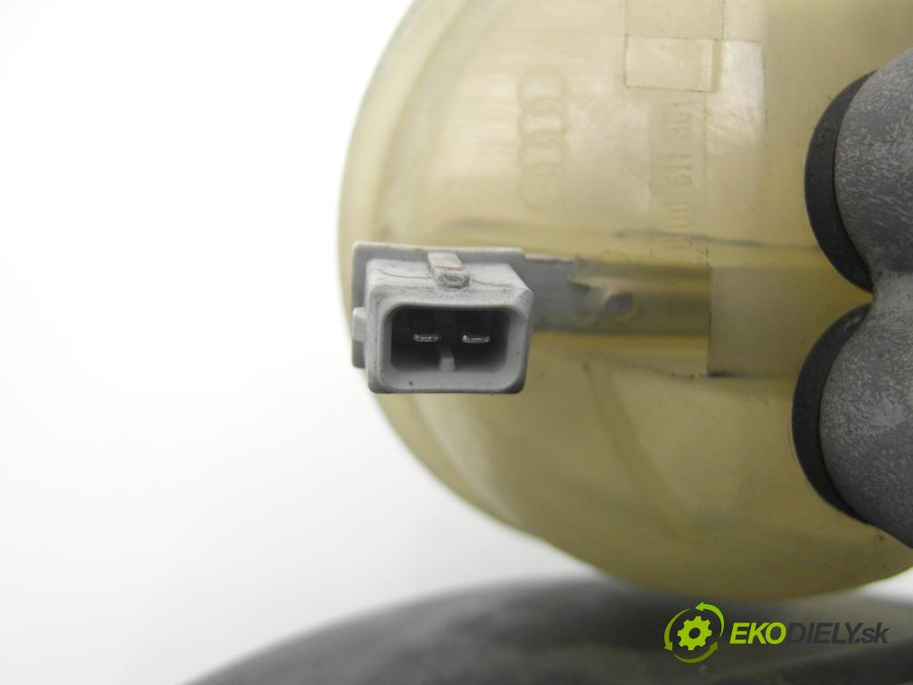 AUDI A6 (4B2, C5) SEDAN 1997 121,00 2.4 V6 165 - ALF 2393,00 Posilovač 8D0612105F (Servočerpadlo)