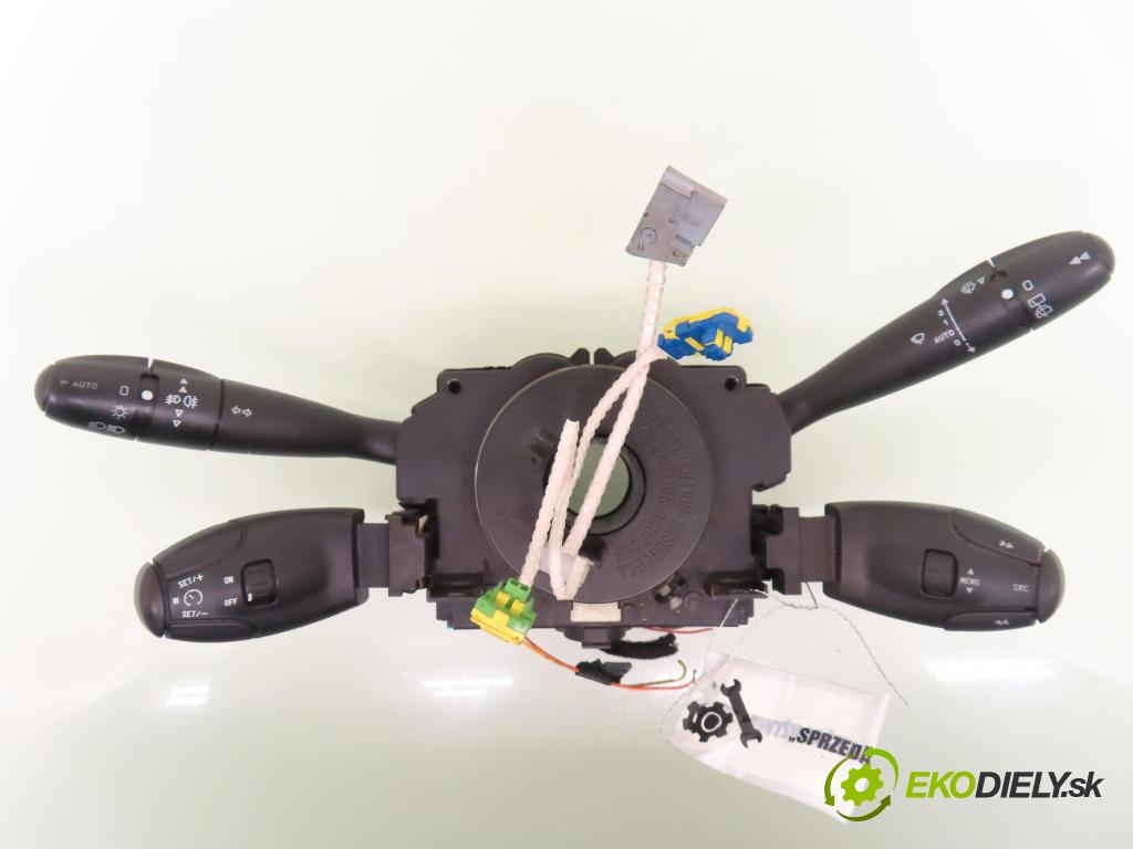 PEUGEOT 307 SW (3H) KOMBI 2002 66,00 2.0 HDI 90 - RHY (DW10TD) 1997,00 páčka/prepínač COM2000 ; 96542560XT