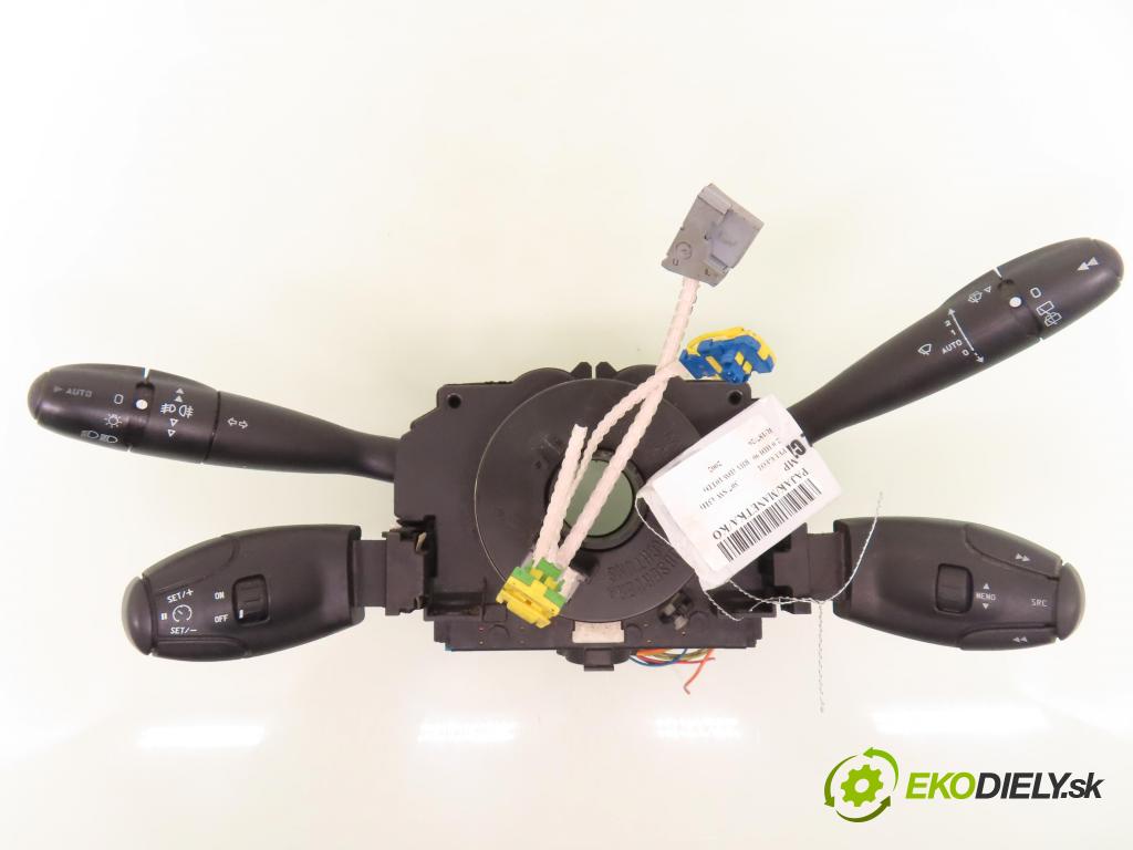 PEUGEOT 307 SW (3H) KOMBI 2002 66,00 2.0 HDI 90 - RHY (DW10TD) 1997,00 páčka/prepínač COM2000 ; 96542560XT