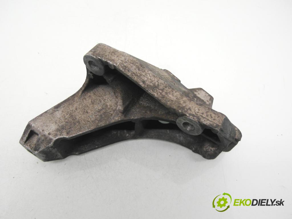 VW GOLF IV (1J1) HB 1999 74,00 1.6 - AKL 1595,00 Uchytenie prevodovky 1J0199117Q