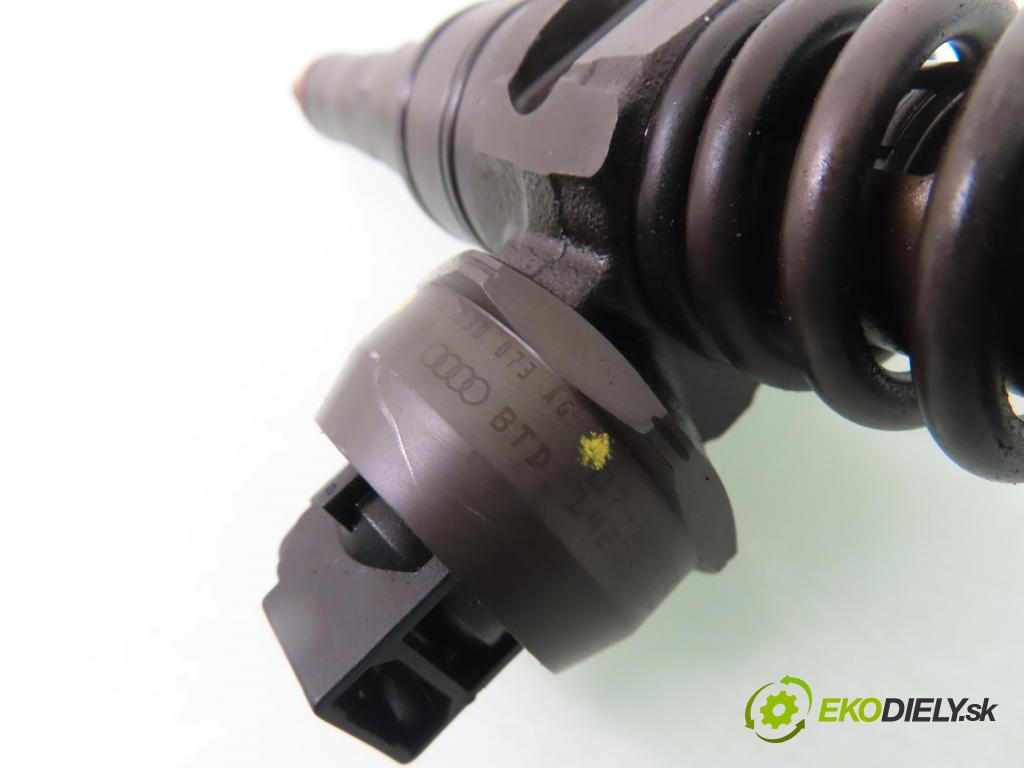 SEAT IBIZA III (6L1) HB 2008 59,00 1.4 TDI - BNV 1422,00 vstříkovač 0414720215 ; 038130073AG (Vstřikovač paliva)