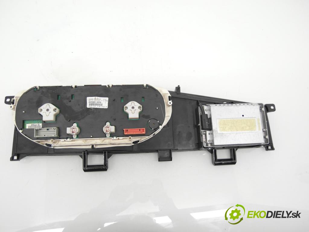 RENAULT VEL SATIS (BJ0_) HB 2002 133,00 3.0 dCi (BJ0S) - P9X 715 2958,00 Prístrojovka elektrický 8200013676