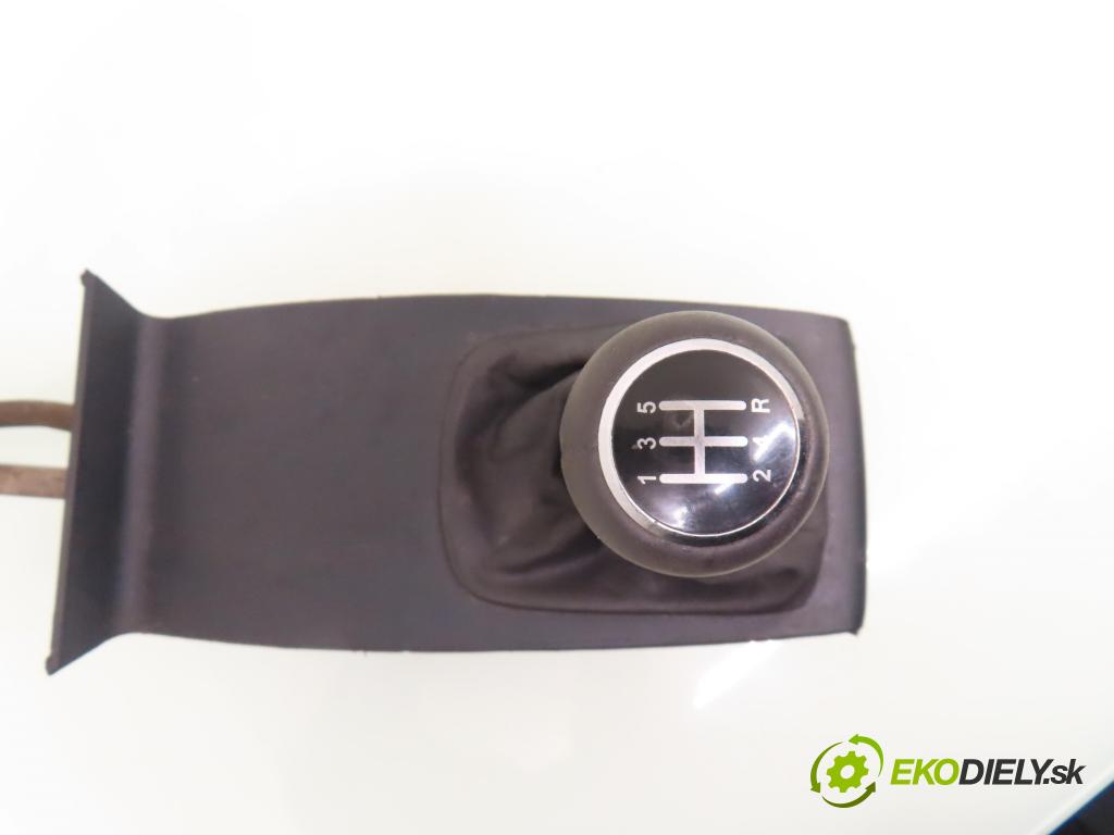 AUDI A6 (4B2, C5) SEDAN 1997 121,00 2.4 V6 165 - ALF 2393,00 ZVEDÁK: 4B0711025 ; 8D0711025F ; 8D0711025K