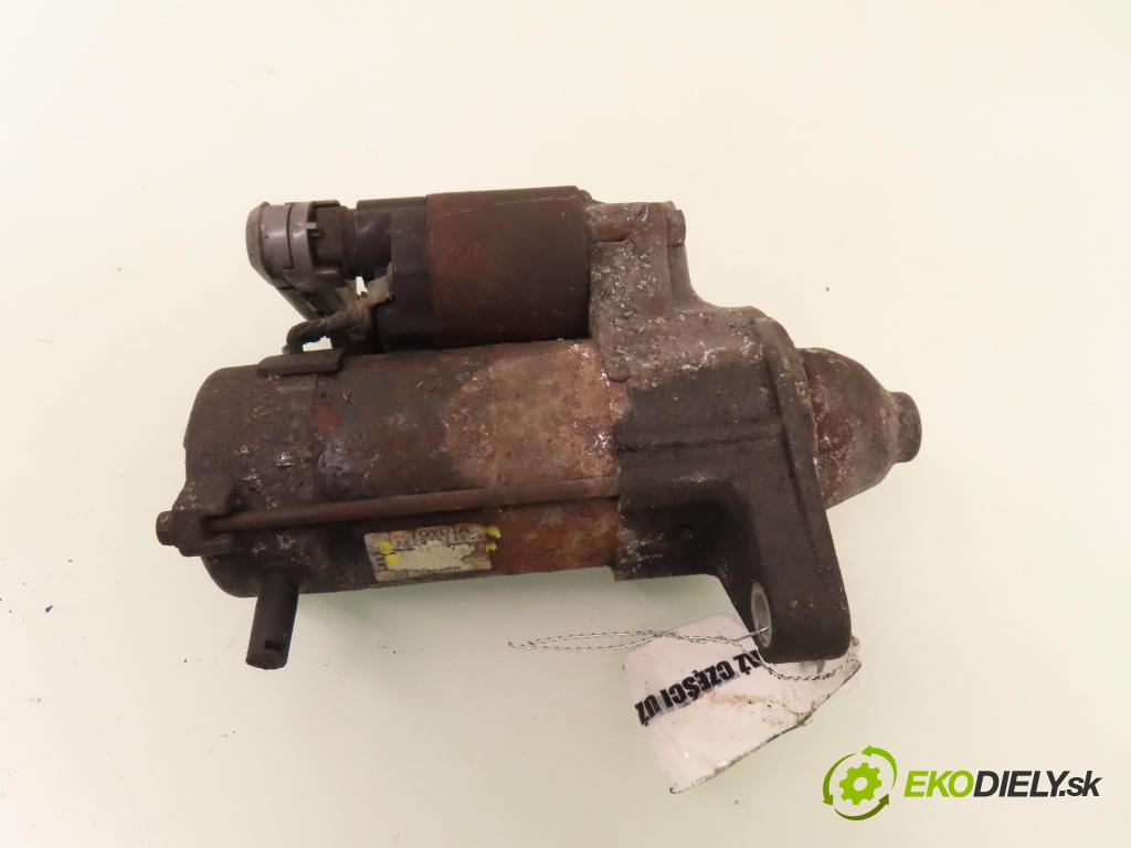 TOYOTA YARIS (_P1_) HB 2002 63,00 1.3 VVTi 86 - 2NZ-FE 1299,00 Štartér 2810021030 ; 2280008550 (Štartér)