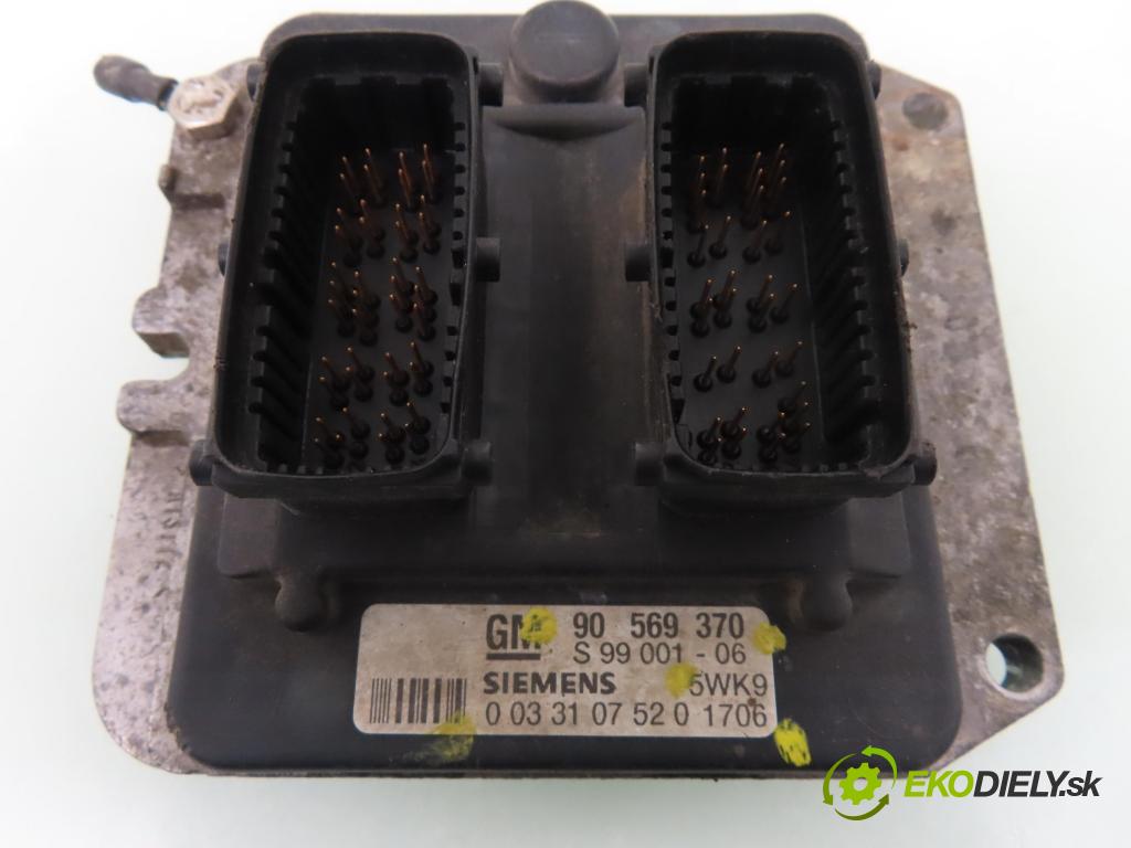 OPEL VECTRA B (J96) LIFTBACK 2000 85,00 1.8 i 16V ECOTEC  X 18 XE 1799,00 Riadiaca jednotka Motor 90569370 ; 5WK91706