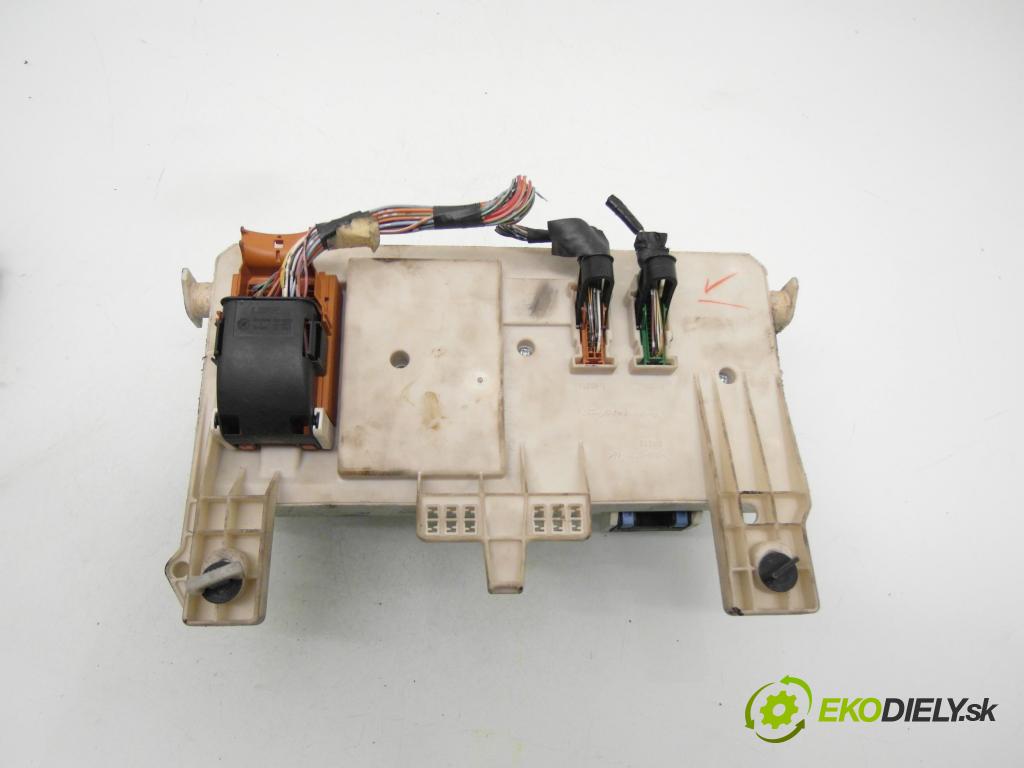 MAZDA 3 (BK) HB 2004 77,00 1.6 - B6ZE 1598,00 MODUL BSI BP4K66730 ; 519050090 ; 00070863