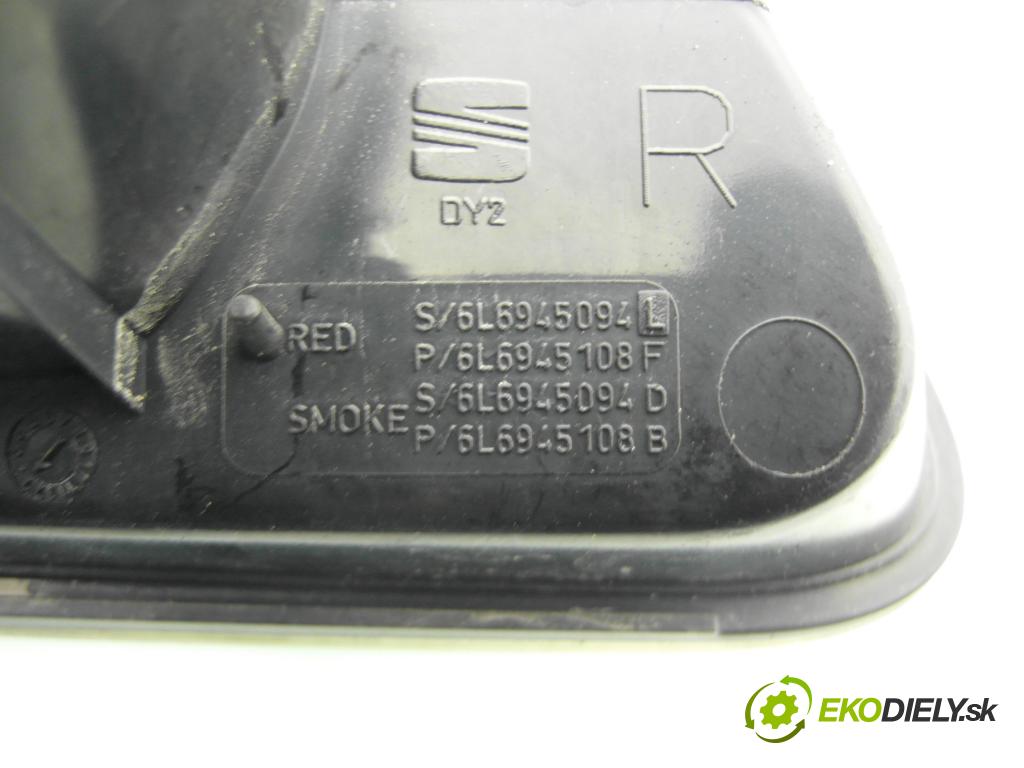 SEAT IBIZA III (6L1) HB 2008 59,00 1.4 TDI - BNV 1422,00 Svetlo pravé zadné kufor 6L6945094 ; 6L6945108F