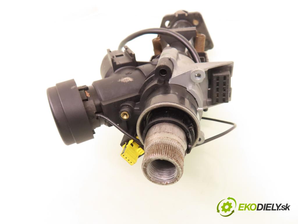 MERCEDES-BENZ KLASA A (W168) HB 2001 75,00 1.6 102 A 160  M 166.960 1598,00 spinačka A1684820184 ; A1684620378 (Spínacia skrinka)