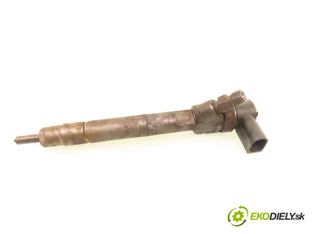 MERCEDES-BENZ KLASA E (W210) SEDAN 2001 105,00 2.2 CDI 143 - OM 611.961 2148,00 vstrekovač A6110700987 ; 0445110072 (Vstrekovač paliva)