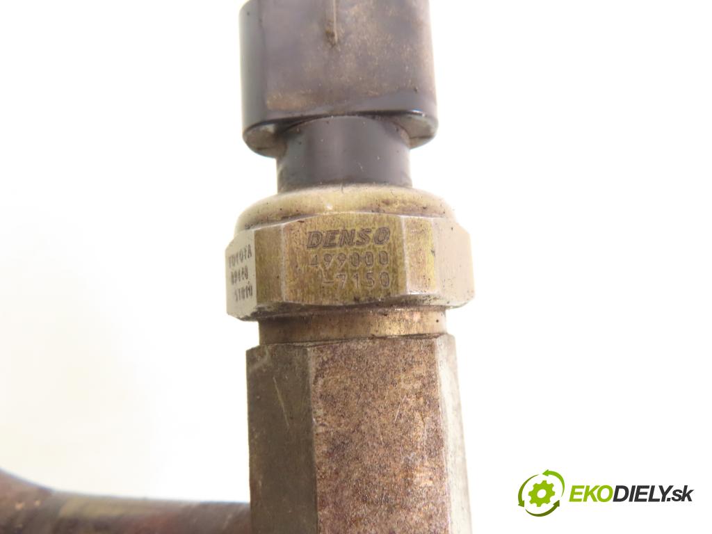 TOYOTA YARIS (_P1_) HB 2002 50,00 1.0 VVT- i 68 - 1SZ-FE 998,00 rúrka / Rúra servočerpadlo