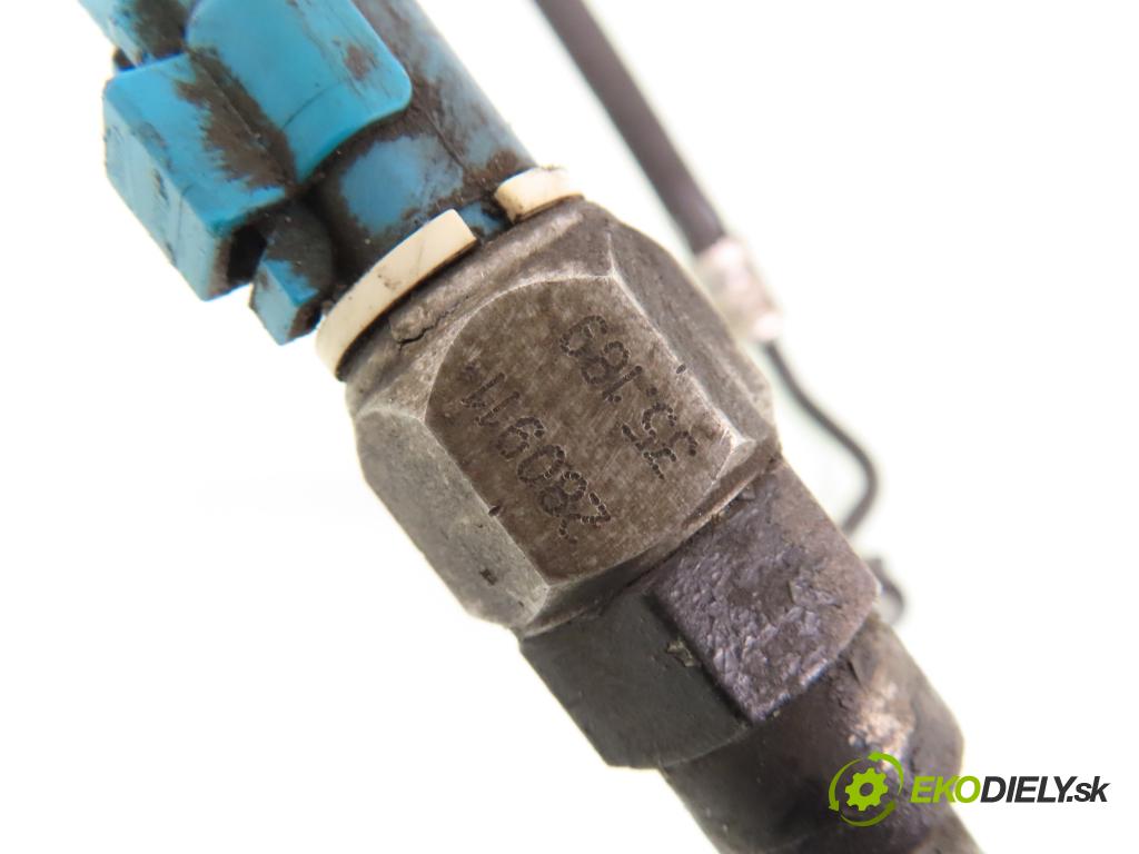 CITROEN XSARA PICASSO (N68) MINIVAN 2000 85,00 1.8 16V - 6FZ (EW7J4) 1749,00 rúrka / Rúra servočerpadlo 280911