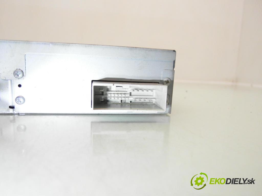 FORD FOCUS C-MAX (DM2) MINIVAN 2005 90,00 1.8 - QQDC 1798,00 měnič CD 4M5T10E887AF ; 4621008294