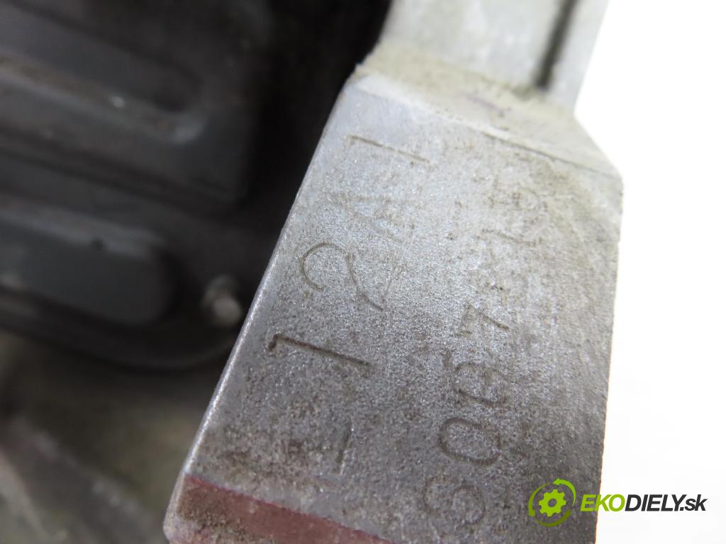 HONDA JAZZ II (GD_, GE3, GE2) HB 2007 57,00 1.2 i-DSI (GD5, GE2) - L12A1 1243,00 Motor benz. L12A1