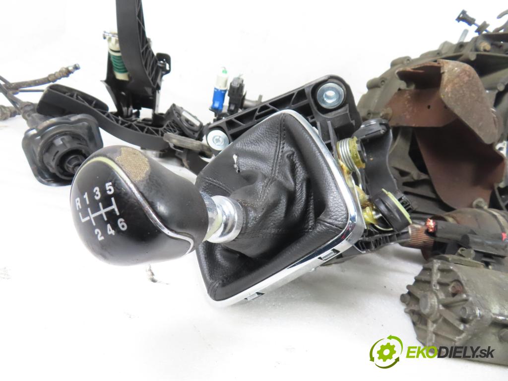 FORD S-MAX (WA6) MINIVAN 2008 103,00 2.0 TDCi - QXWB 1997,00 preloženie 7G9R7002UD ; 6M2R7F096