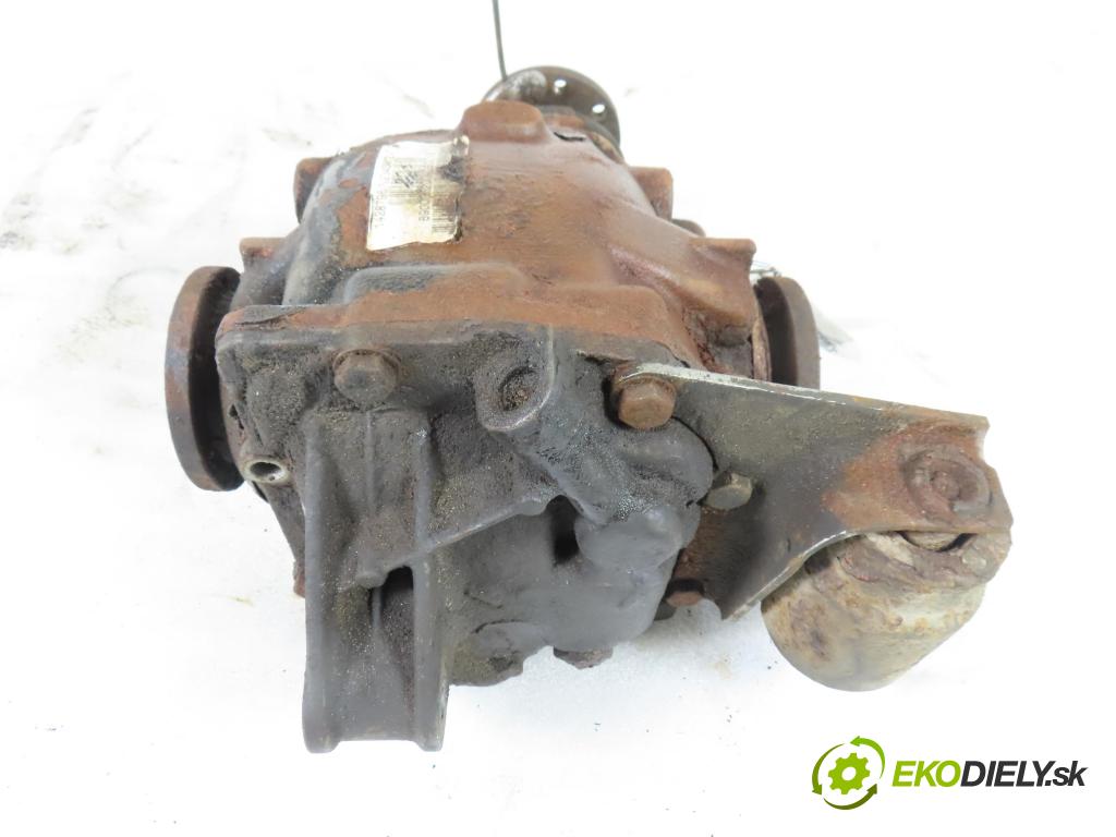 BMW 3 (E46) SEDAN 2000 100,00 320 d 136 - M47 D20 (204D1) 1951,00 diferenciál 1428796