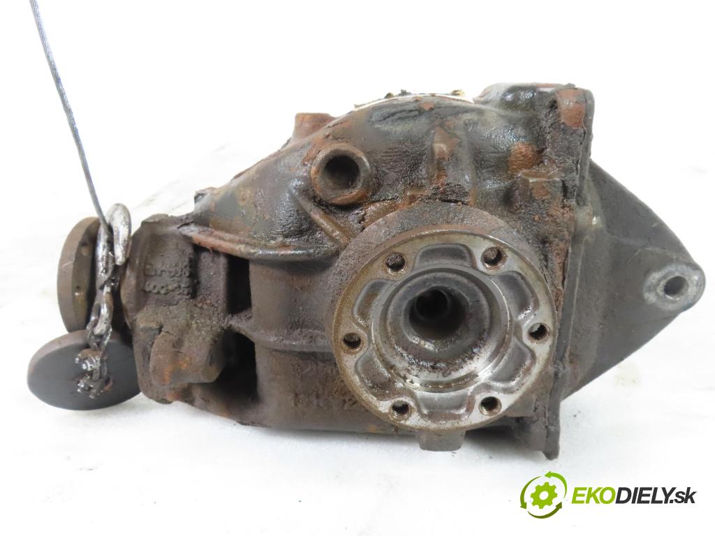 BMW 3 (E46) SEDAN 2000 100,00 320 d 136 - M47 D20 (204D1) 1951,00 diferenciál 1428796