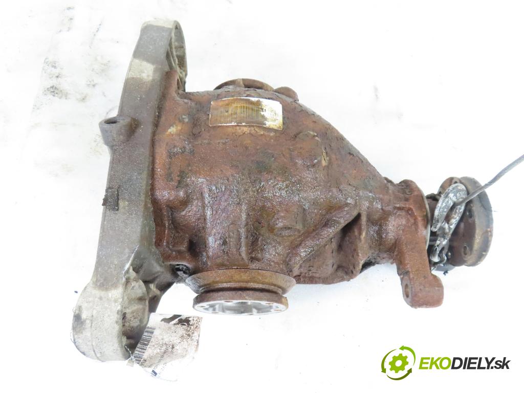 BMW 5 (E39) SEDAN 1997 110,00 520 i 150 - M52 B20 (206S3) 1991,00 diferenciál 1428496