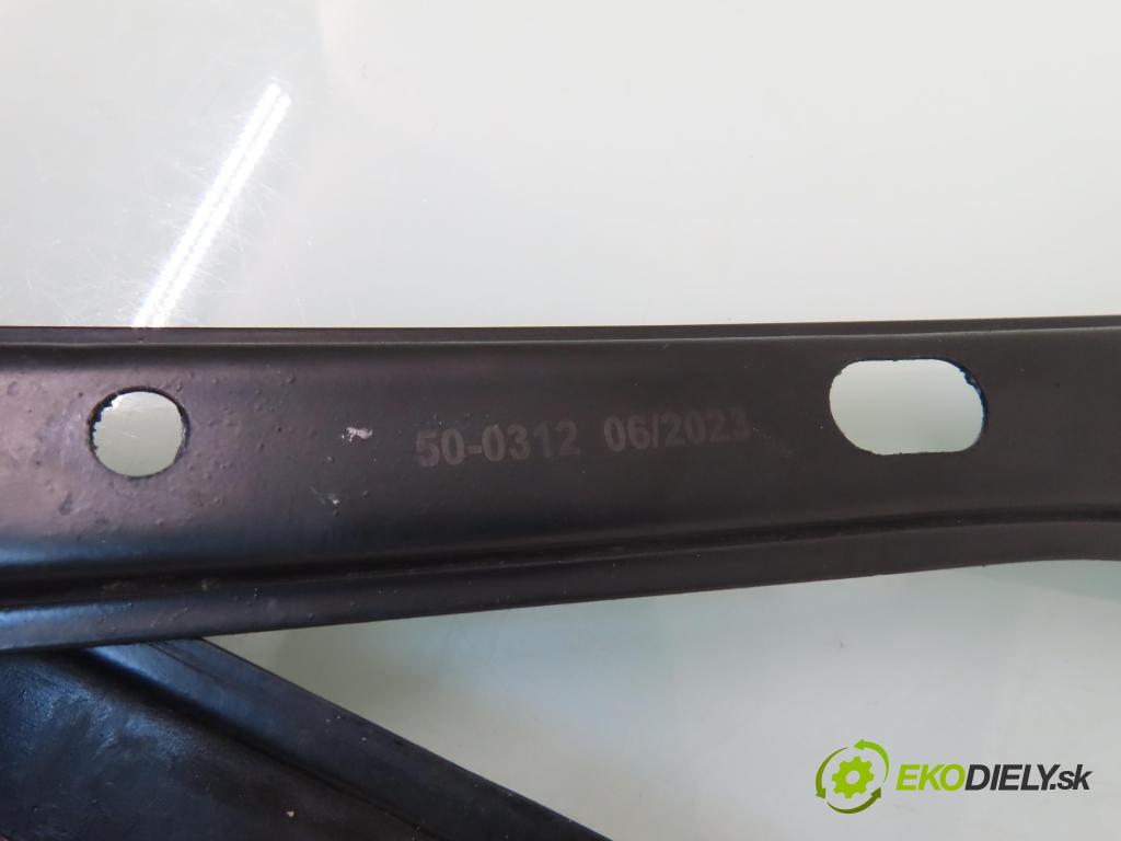 VW GOLF V (1K1) HB 2004 103,00 2.0 TDI 16V - BKD 1968,00 Mechanizmus okien 1K0959701E ; 1K09597932C