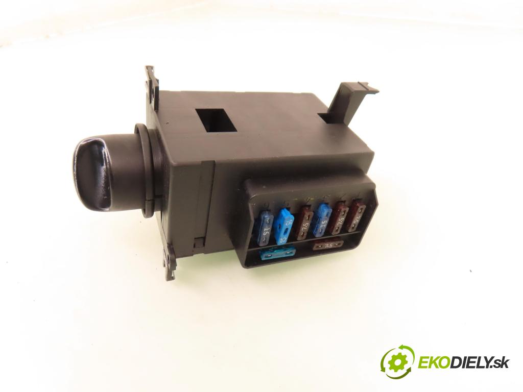 MERCEDES-BENZ KLASA A (W168) HB 1998 66,00 1.7 CDI 90 1689,00 prepínač svetlá 1685450104