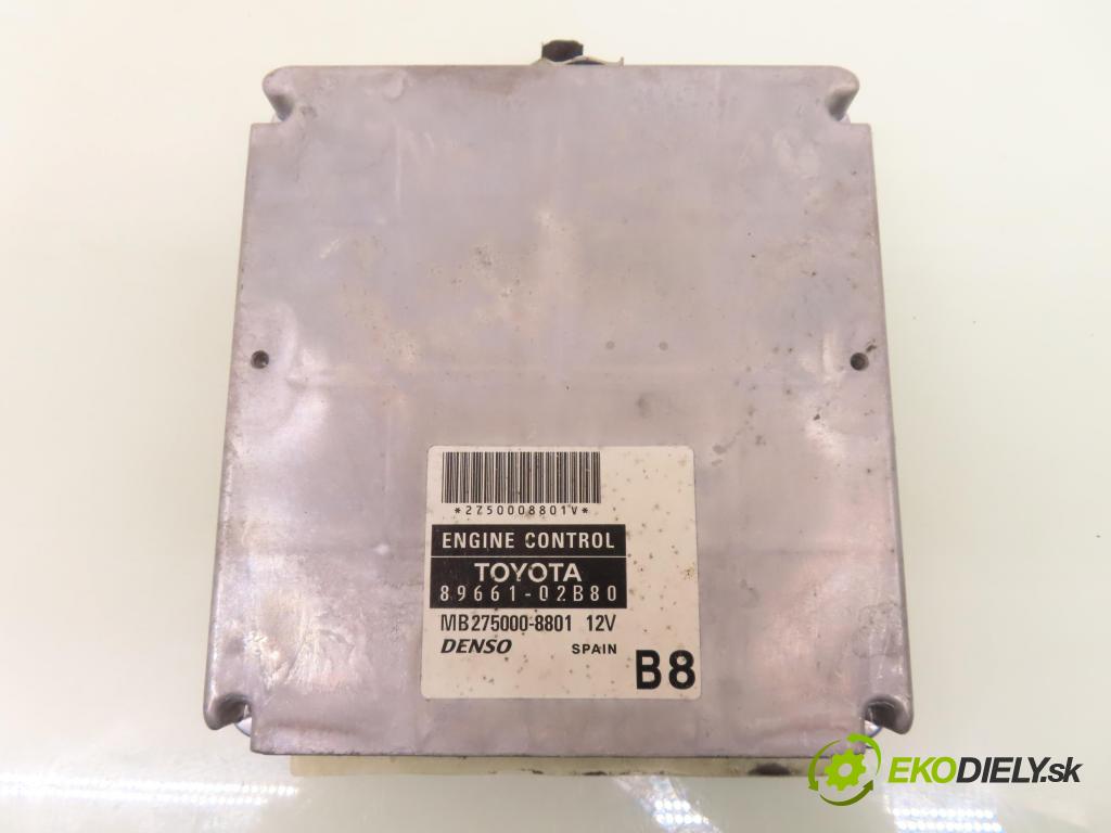 TOYOTA COROLLA kombi (_E12_) KOMBI 2004 81,00 1.6 VVT-i (ZZE121_) - 3ZZ-FE 1598,00 spinačka / imobilizéra IMMO / Riadiaca jednotka 8966102B80 ; MB2750008801 ; 8264102040