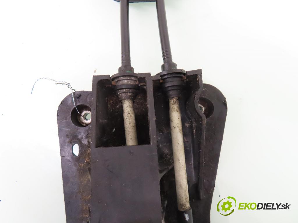 CITROEN C4 I (LC_) HB 2006 80,00 1.6 16V - NFU (TU5JP4) 1587,00 ZVEDÁK: 9652806777