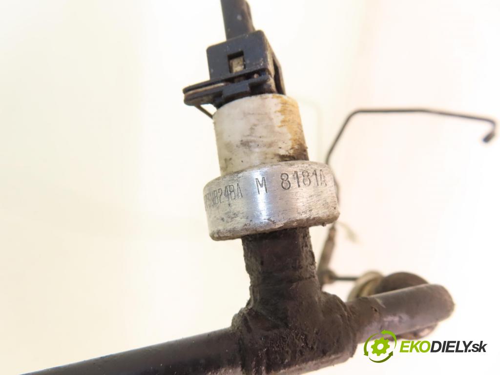 FORD GALAXY (WGR) MINIVAN 1998 107,00 2.3 16V DOHC 146 - E5SA 2295,00 rúrka / Rúra servočerpadlo 