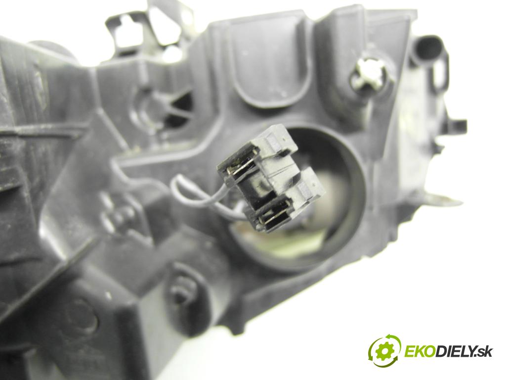 CITROEN C4 coupe (LA_) COUPE 2005 80,00 1.6 16V - NFU (TU5JP4) 1587,00 Svetlo PP 043765