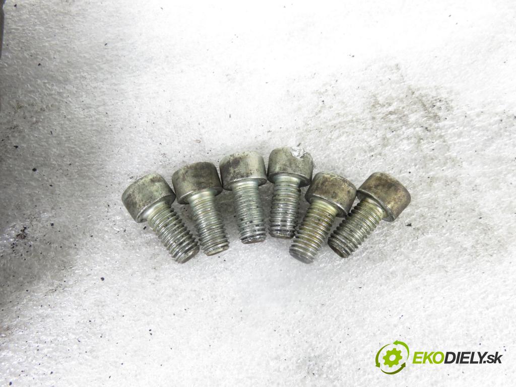 BMW 5 (E39) SEDAN 1997 110,00 520 i 150 - M52 B20 (206S3) 1991,00 Koleso dvojvrstvové 1223640 ; 1223688