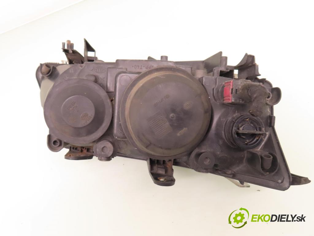 SAAB 9-3 (YS3F) SEDAN 2004 92,00 2.2 TiD - D223L 2171,00 Svetlo LP 15581700LI