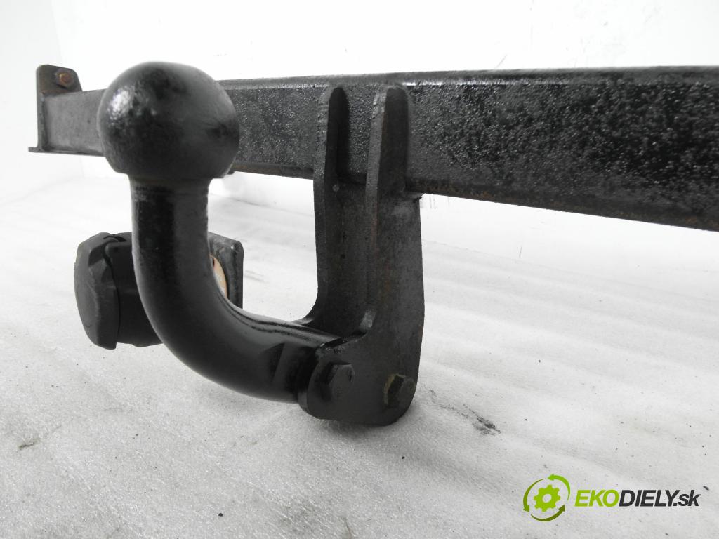 TOYOTA COROLLA kombi (_E12_) KOMBI 2004 81,00 1.6 VVT-i (ZZE121_) - 3ZZ-FE 1598,00 Hák