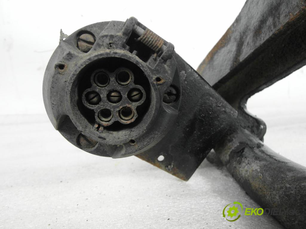 VW GOLF III (1H1) HB 1993 47,00 1.9 D 64 1896,00 Hák